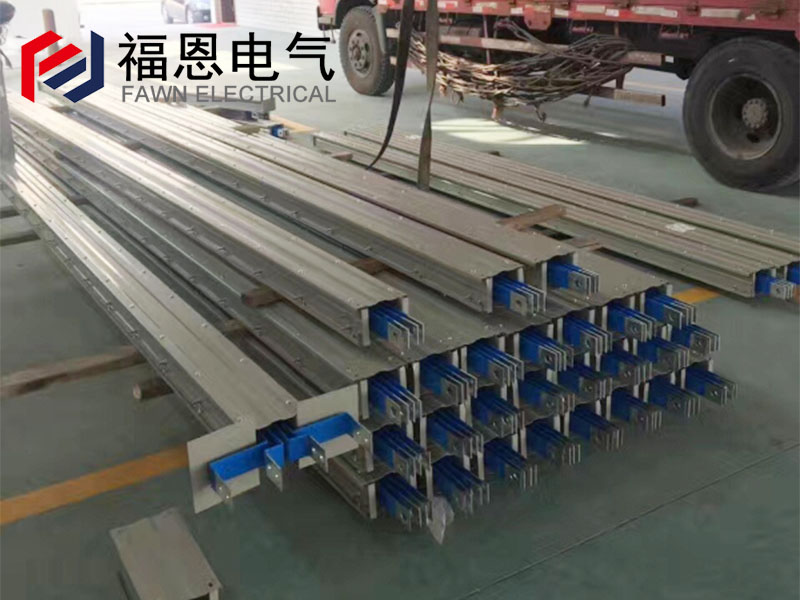 母線槽水平敷設(shè)維修方便